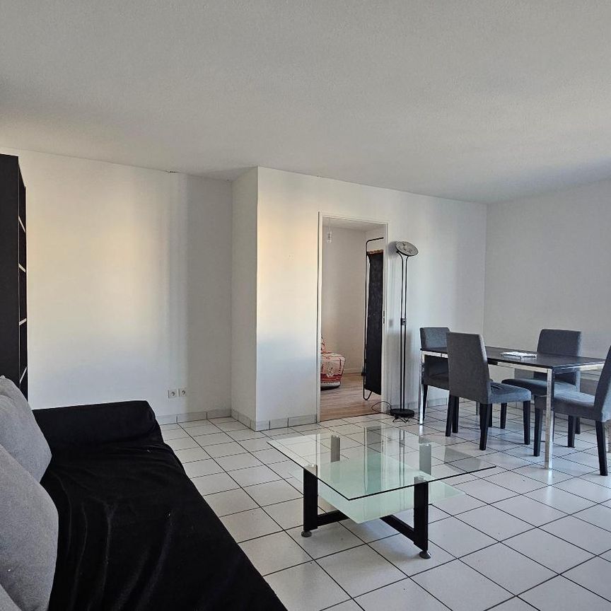 Location Appartement 3 pièces 56m² BORDEAUX 33000 - Photo 1