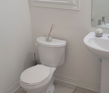 For Lease - 14 Vezna Crescent, Brampton, Ontario - Photo 4