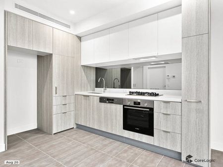 208/4 Foreshore Boulevarde, Woolooware NSW 2230 - Apartment For Rent | Domain - Photo 4