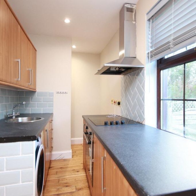 1 bedroom barn conversion to rent - Photo 1