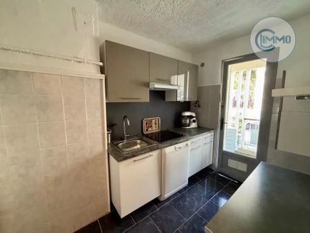 Location Appartement 3 pièces 55m² NICE 06000 - Photo 4