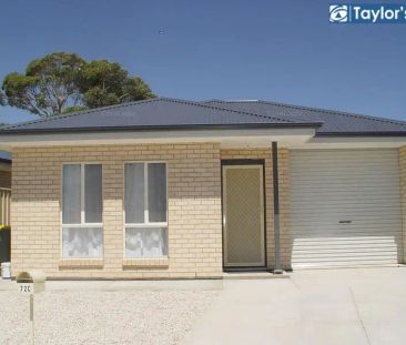 “EASY TO MAINTAIN 3 BEDROOM HOME” - Photo 3