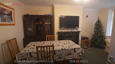 18 Eastfield Cresent - Photo 2