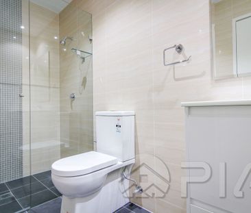 As New 3 Bed Room Apartment, Close to Train Station with Gym and Sw... - Photo 6