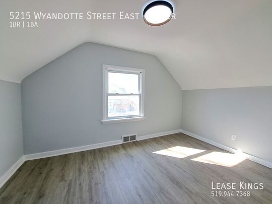 UPDATED UPPER IN RIVERSIDE WITH GARAGE AND ALL INCLUSIVE RENT - Photo 1