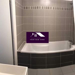 BEAU MEUBLE AVEC 3 CHAMBRES NANTERRE - Photo 3