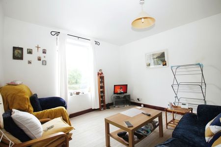 1 bedroom property to rent - Photo 2