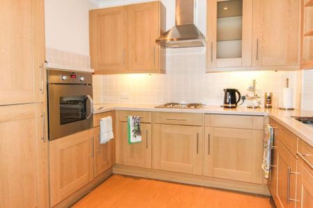 1 bedroom apartment to rent - Photo 2
