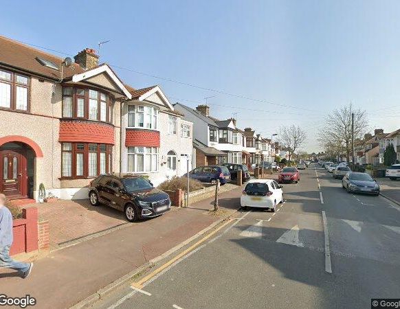 Studio Flat, London, IG11 - Photo 1