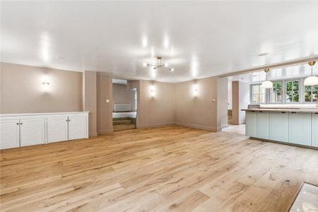 5 bedroom semi-detached house to rent - Photo 5