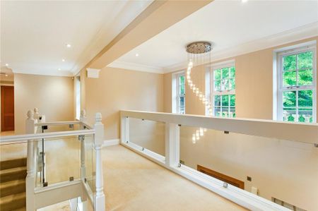 6 bedroom detached house to rent - Photo 5
