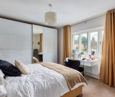 3 bedroom semi-detached house to rent - Photo 3