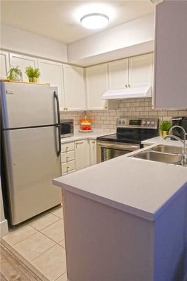For Lease - 1 Rean Drive Unit# 1313, Toronto, Ontario - Photo 1
