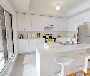 For Lease - 17 Jaffna Lane, Markham, Ontario - Photo 2