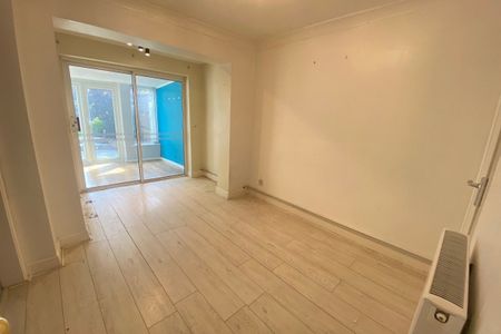 Potter Street - Photo 2