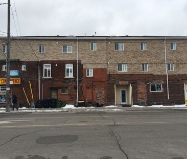 For Lease - 2466 St Clair Avenue Unit# 202, Toronto, Ontario - Photo 4