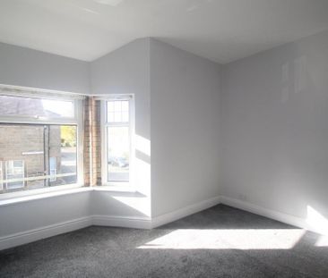 3 bedroom end of terrace house to rent - Photo 3