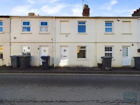 Union Street, Melksham - 1 bedroomProperty for lettings - Chasebuchanan - Photo 3