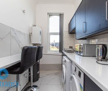 2 bed Apartment for Rent - Photo 5