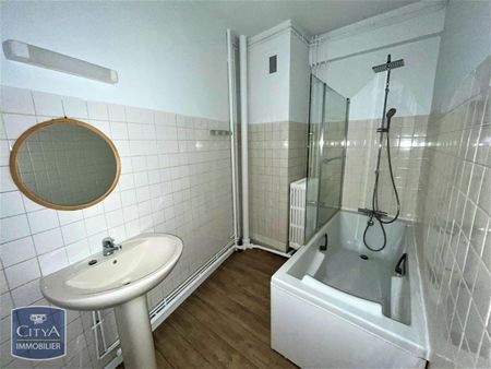 Location Appartement 3 pièces 100m² VALENCIENNES 59300 - Photo 2