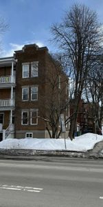 6 ½ | COUR | STATIONNEMENT – QUARTIER MONTCALM - Photo 4