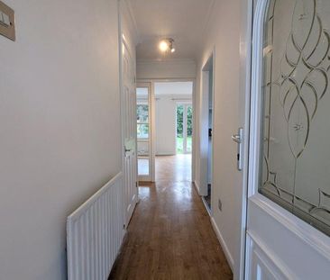3 bedroom semi-detached house to rent - Photo 5