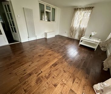 Carr Manor Road, Leeds - Photo 1