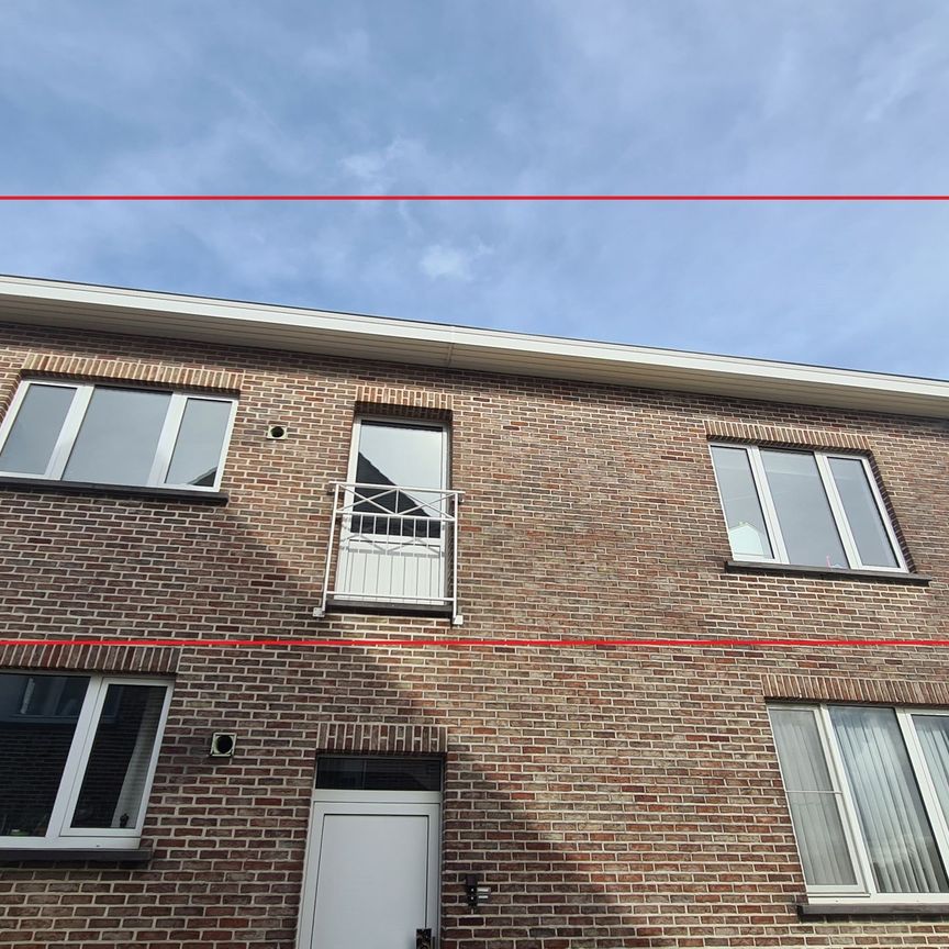 2 slpk appartement op 1ste verdieping met garage en tuin - Photo 1