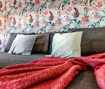 Oxford Street - Photo 1