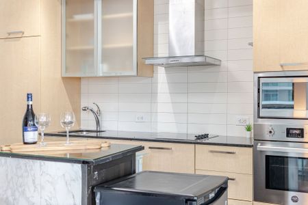 For Lease - 12 York Street Unit# 804, Toronto, Ontario - Photo 4