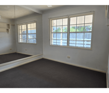 Affordable Waterfront Living in Broadbeach Waters - Photo 2