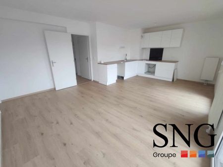 T3 AVEC BALCON ET PARKING - Photo 3