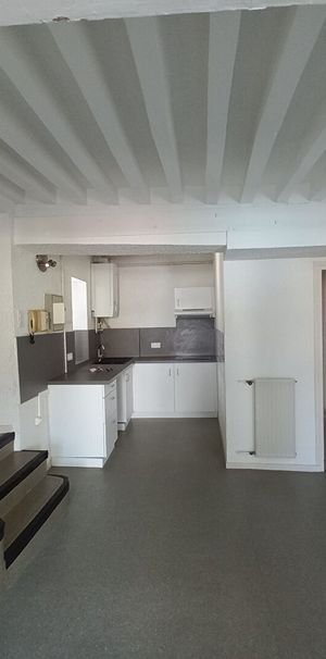 Location Appartement 2 pièces 63m² - Photo 1