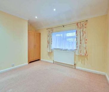 Bowring Green, Wd, Bushey, WD19 - Photo 6