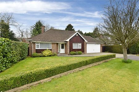 A spacious and well presented 3 bedroom detached bungalow in a popular cul-de-sac. - Photo 4