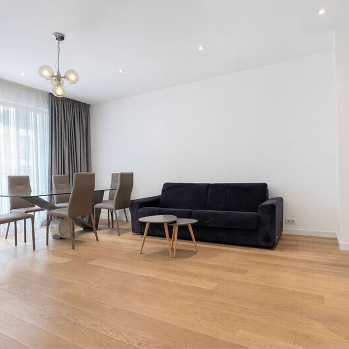 Apartament modern exclusivist cu 2 camere în One Herăstrău Plaza - Photo 1
