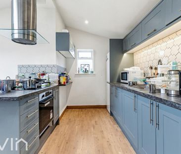 3 bedroom flat to rent - Photo 6
