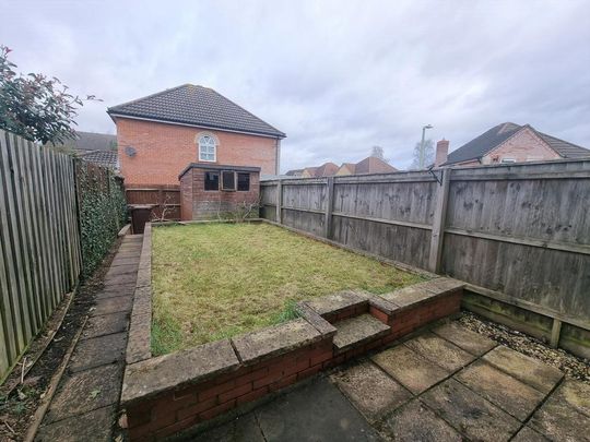 2 bedroom terraced house to rent - Photo 1