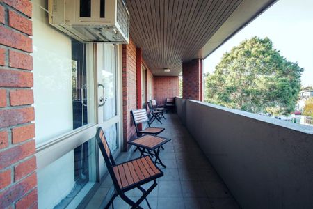 Hawthorn East - Photo 2