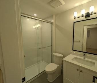 Private brand new 2 bedroom basement suite - Photo 4