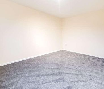 Cherhill Covert, Birmingham, B14 - Photo 2