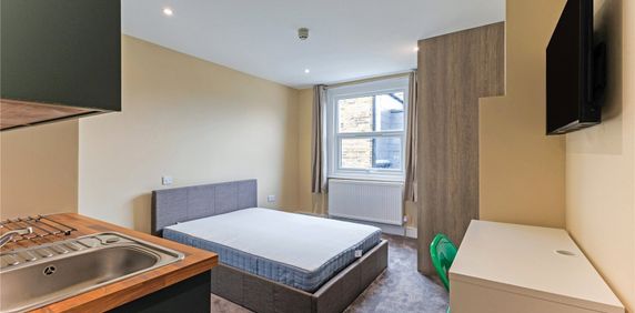 Fulham Palace Road, London, SW6 studio to rent - Photo 2