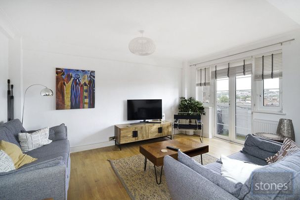 Ashford Road, London - Photo 1