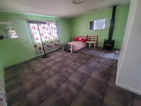 1 bedroom self-contained flat - Photo 5