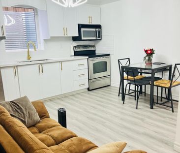 For Lease - 5044 Guildwood Way Unit# Basement, Mississauga, Ontario - Photo 1