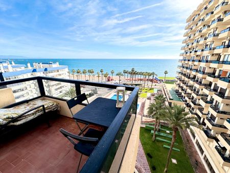 Estudio de alquiler en Avenida Manuel Mena Palma, Cortijo Torrequebrada - Photo 5