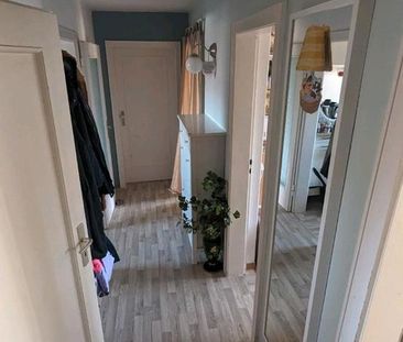 Nachmieter gesucht: Halle-Ost 4-Zimmer-Wohnung (ca. 71 m²) - Photo 2