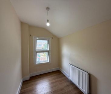3 Bedroom House To Let - Photo 6