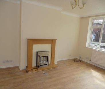 Queens Avenue, Bolton - Photo 1