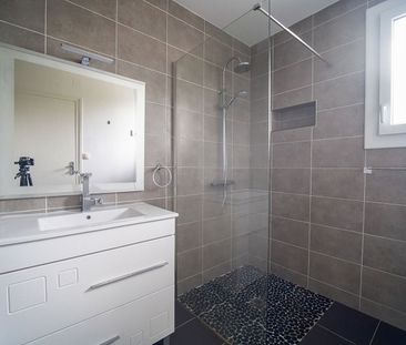 Location Appartement 4 pièces 82m² - Photo 4